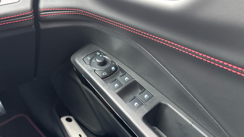 Ford Puma 1.0 EcoBoost Hybrid mHEV ST-Line 5dr Petrol Hatchback